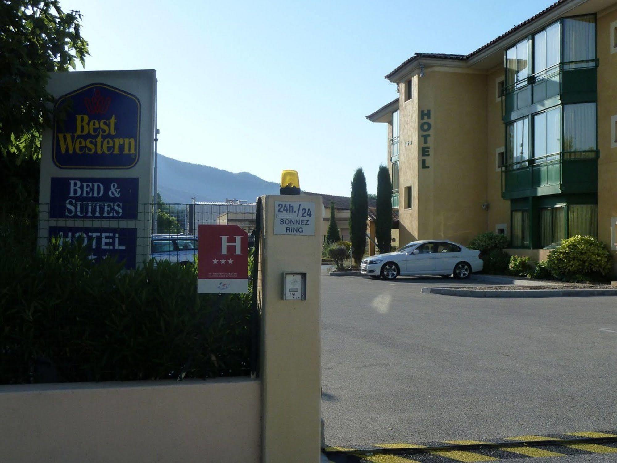 เบสต์ เวสเทิร์น เฌมนอส ออง โพรว็องซ์ Hotel เจมโนส ภายนอก รูปภาพ